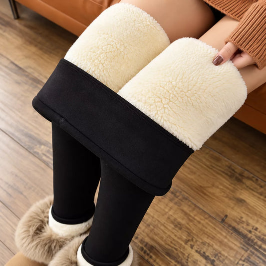 Fleece leggings for women close up of soft inner lining in black