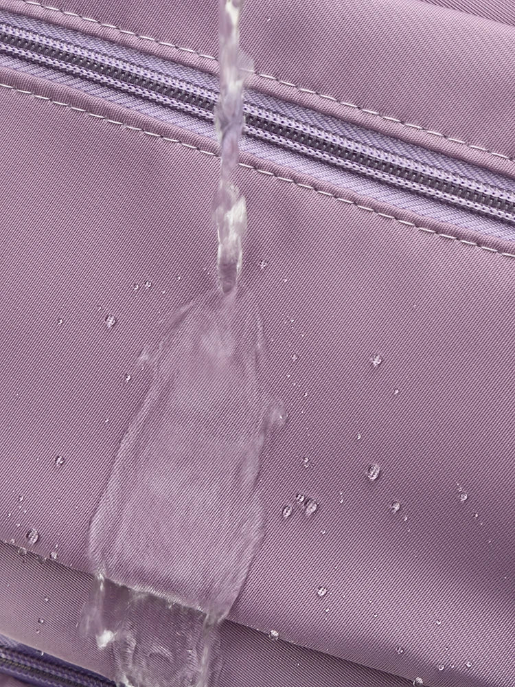 Expandable Weekender Bag - The Best Women's Weekend Bag