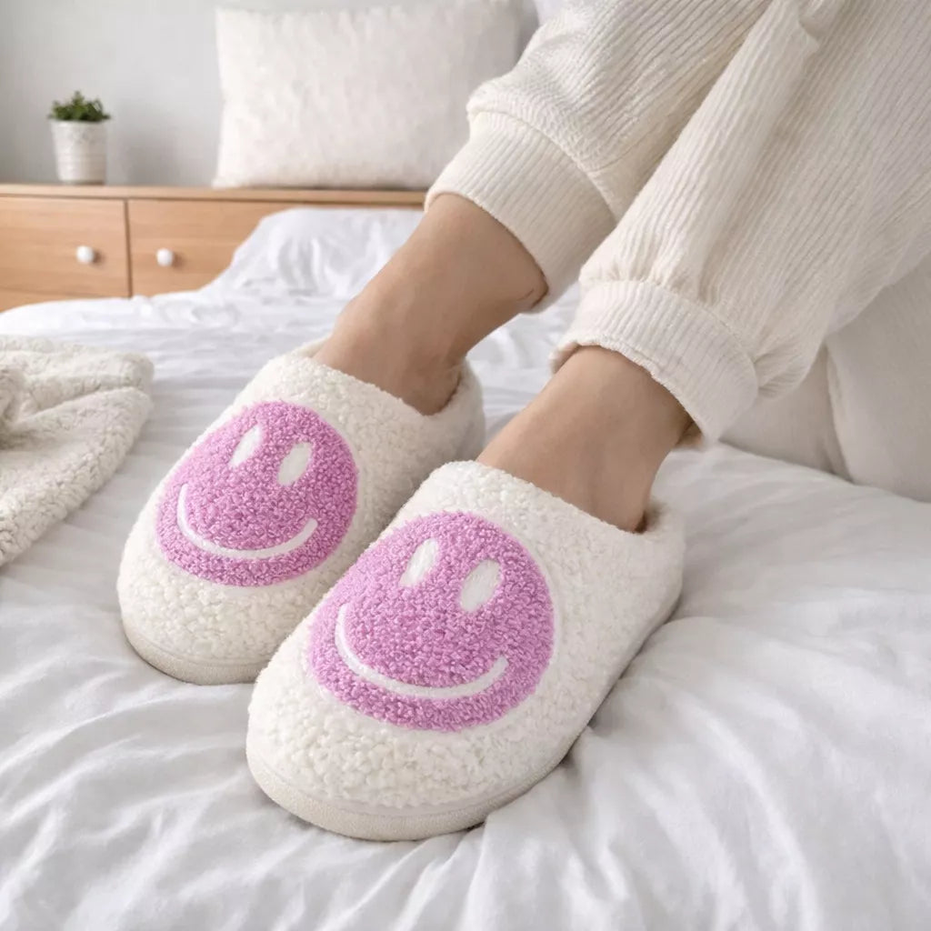 Happy Face Slippers – Plush Happy Face Slippers for Women