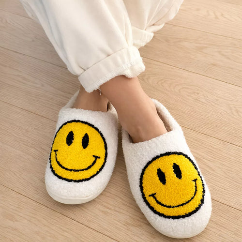 Happy Face Slippers – Plush Happy Face Slippers for Women