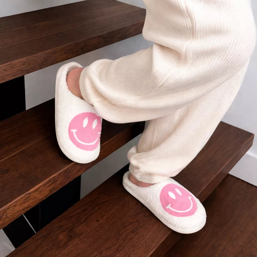 Happy Face Slippers – Plush Happy Face Slippers for Women