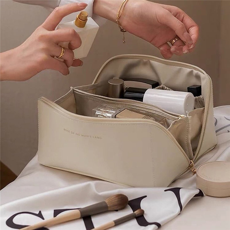 Weekender Makeup Bag- Large Capacity Travel Cosmetic Bag